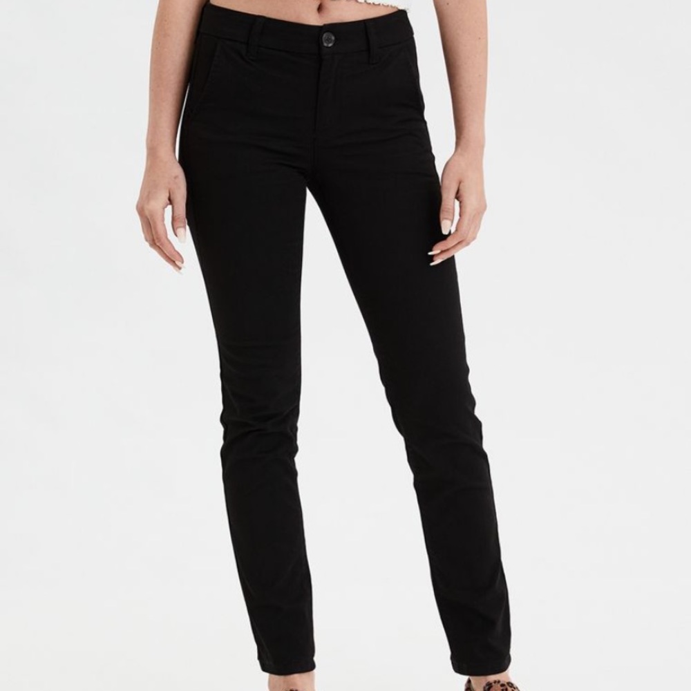 2/$10 American Eagle Skinny Pant in Black
